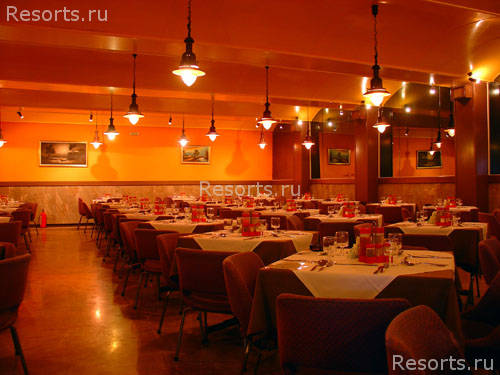 Oasis Hotel 11